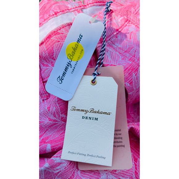 🩷 NEW Tommy Bahama Boulevard Blossoms Boardwalk Shorts Soft Flamingo SZ 30 / 4 - Picture 6 of 7